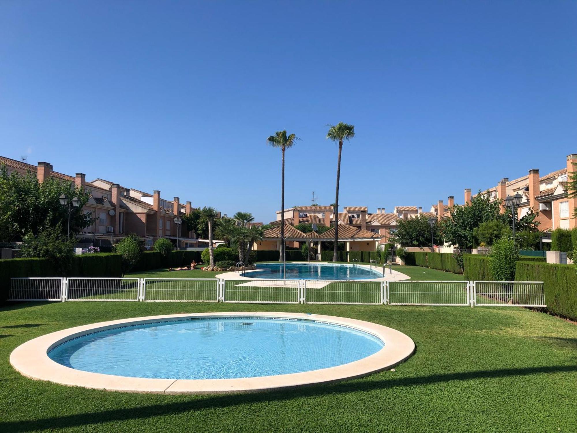 Adosado Para Familias Al Lado De La Playa, Con Piscina 카스텔론델라플라나 외부 사진